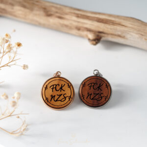 Holz Kette Lasergravur mit politischen Motiven FCK NZS, Friedenstaube, Herz klein mittel und groß, in Nussholz oder Kirschholz